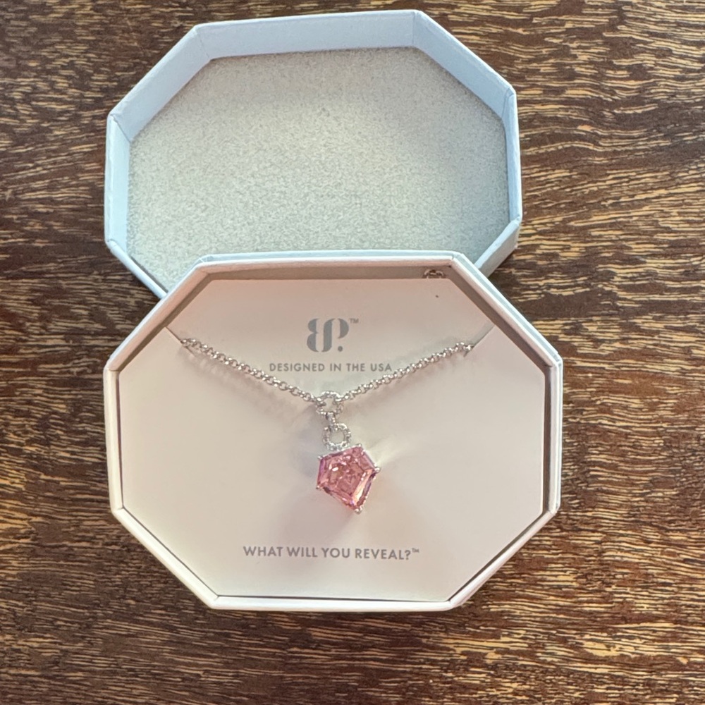 Bomb party necklace